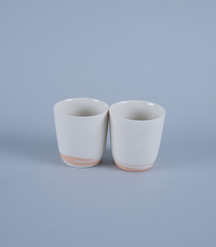 Duo de tasses, porcelaine mélangée