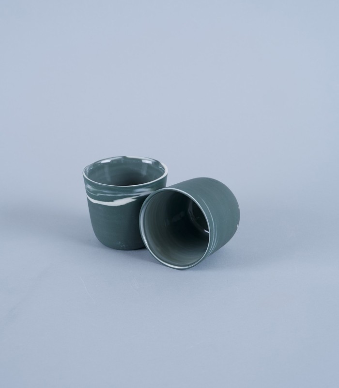 Duo de tasses à expresso, porcelaine verte et blanche