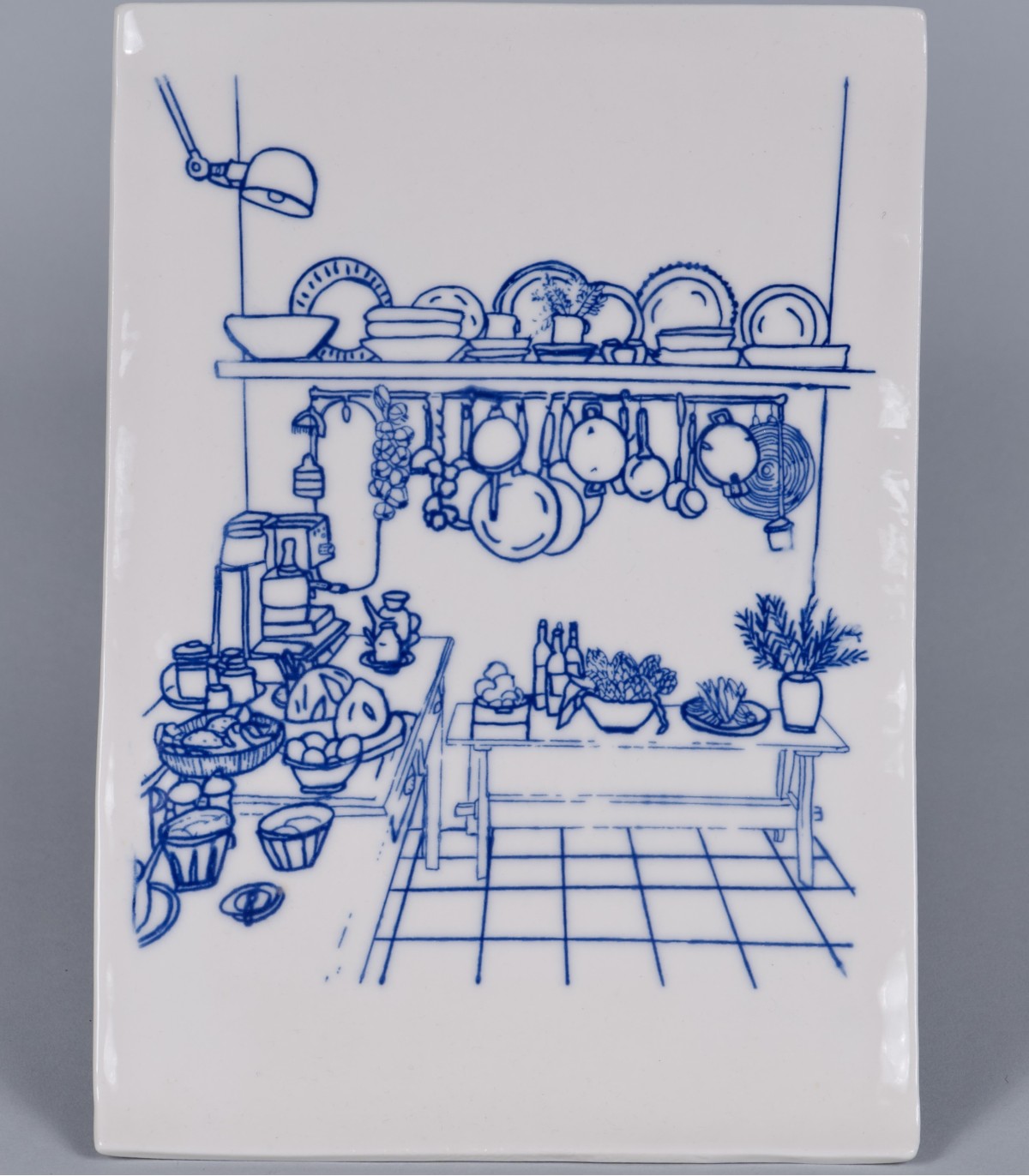 Grand plat de service  décor « Cuisine » , porcelaine et sérigraphie